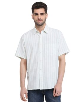 ColorPlus - Comfort Fit White Pure Cotton Spread Collar Shirt