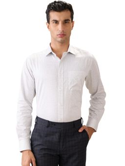 Park Avenue - Regular Fit White Pure Cotton Semi Cut Away Collar Shirt
