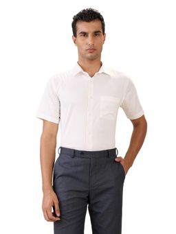 Park Avenue - Regular Fit White Pure Cotton Semi Cut Away Collar Shirt