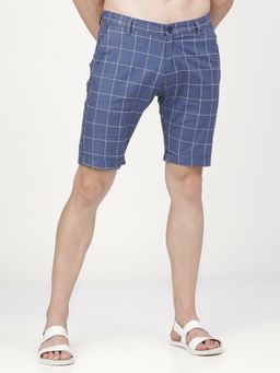 HIGHLANDER - Men Blue and White Checked Slim Fit Regular Shorts