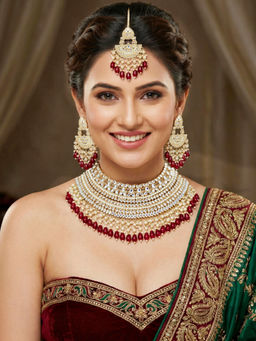 LUCKY JEWELLERY - Gold Kundan Maroon Pearl Bridal Necklace, Pair of Earrings & Mangtika