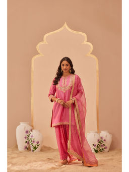 Sheetal Batra - Pink Kurta With Salwar And Dupatta (Set of 3)
