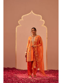 Sheetal Batra - Orange Kurta With Salwar And Dupatta (Set of 3)