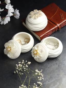 De Maison Decor - Lace Flower Porcelain Boxes (Pack of 3)