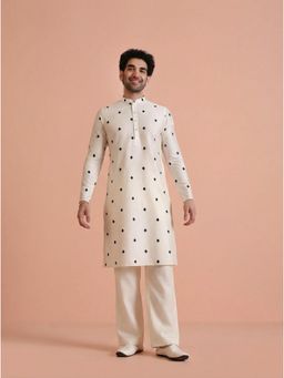 KISAH - Men's Off-White Silk Blend Embroidered Kurta with Straight Leg Trouser