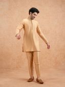 Gold color option, Currently selected