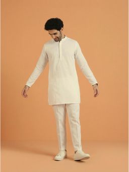 KISAH - Men's Off White Poly Viscose Solid Mid Kurta with Trouser