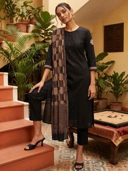 max - Women Black Embroidered Straight with Dupatta Kurta with Pant