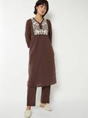Brown color option