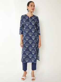 max - Women Indigo Floral Print Straight Kurta with Pant
