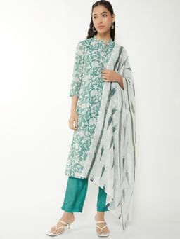 max - Women Green Floral Print Straight Kurta with Pant and Dupatta