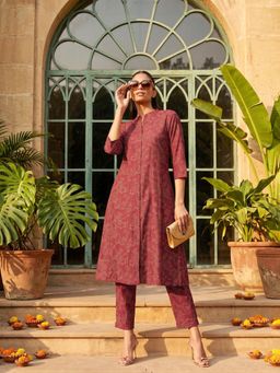 max - Women Red Printed Kalidar Kurta with Pant