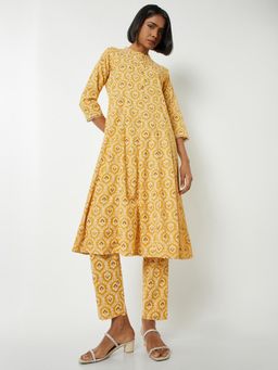 max - Women Yellow Printed A-line Anarkali Kurta with Pant
