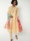 Beige color option, Currently selected