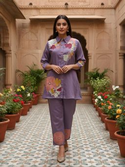 INDDUS - Purple Floral Thread Embroiderd Kurta with Pant