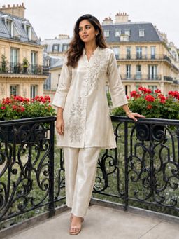 BERRYLICIOUS - Women White Bead Hand Embellished Kurta with Pant