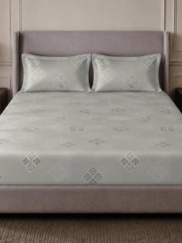 Sleeping Owls- because your sleep matters - Grey Elegance Super King Bedsheet with Pillow Covers