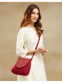 Red color option, Sold out, Currently selected