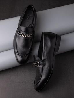 La Botte - Men Black Solid Loafers