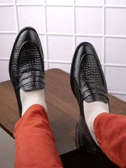 La Botte - Men Black Textured Loafers