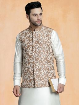 Jompers - Men Embroidered Nehru Jacket