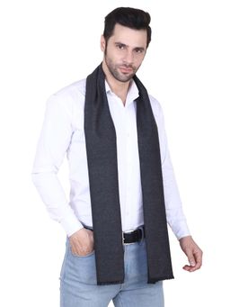 CAZZANO - Men Black Solid/Plain Muffler