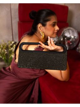 TANN TRIM - Black The Sheesh Clutch