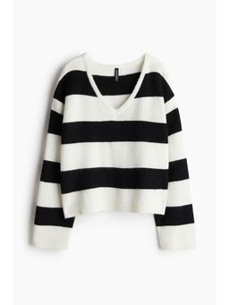 H&M - Women White Fine-Knit V-Neck Jumper