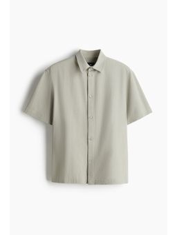 H&M - Men Green Regular Fit Textu Shirt