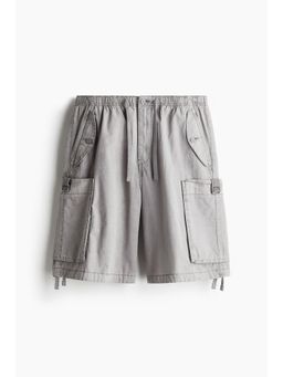 H&M - Men Grey Loose Fit Cargo Shorts
