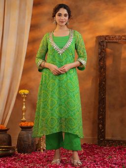 Gillori - Green Pratha Bandhani Kurta with Inner and Pant (Set of 3)