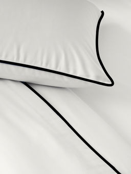 Kansso - White & Black 600 Tc Cotton Duvet Cover with Pillow Cover (King)