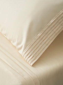 Kansso - Ivory 600 Tc Cotton Flat Bedsheet with Pillow Cover
