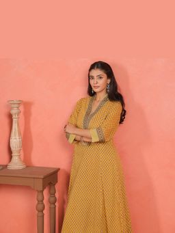 EKOHUM - Yellow Cotton Comfort Fit Kurta With Pant