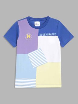 Blue Giraffe - Multicolor Printed T-Shirt