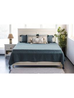 PLUCHI - Floral Green Cotton Knitted King Size Bed Cover with 2 Pillow Cover Set