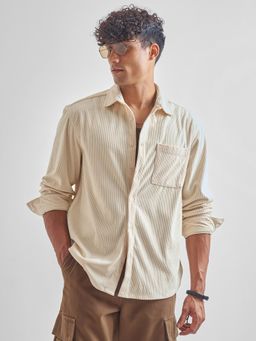HIGHLANDER - Men Cream Corduroy Textured Stylised Pocket Oversized Shirt