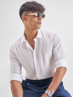 HIGHLANDER - Men White Silk Look Solid Shirt