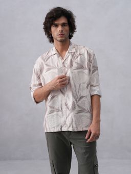CRIMSOUNE CLUB - Men Floral Beige Shirt
