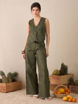 DELAN - Women's Earthy Green Co-Ord Set