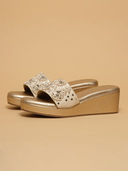 ERIDANI - Ura Gold Embellished Wedges
