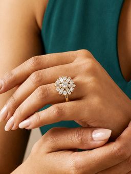 ARTKLIM - White Bloom Revolving Flower Crystal Adjustable Anti-Tarnish Copper Ring