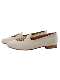 SHUTIQ - Sadira Ivory Antique Silk Mojaris