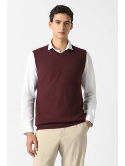 Van Heusen - Men Maroon Textured V Neck Sweater