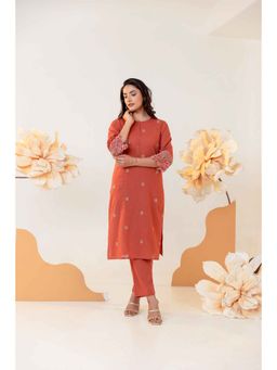 Autumnlane - Purna Rust Floral Embroidery Cotton Kurta with Pant (Set of 2)