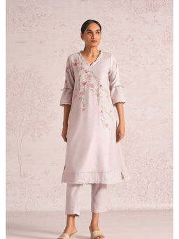 Kaveri - Women Mauve Embroidered Kurta with Pant