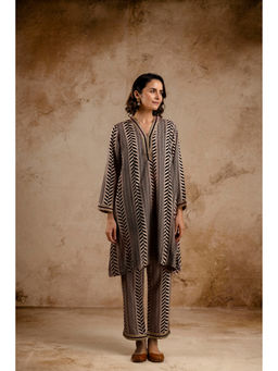 EKOHUM - Black Modal Zari kurta Set