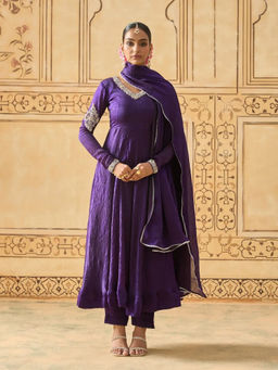 Fiorebymalar - Purple Embellished Amethyst Dress