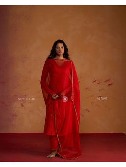 Rhua India - Gulnaar Riani Red Flared Kurta and Pant with Dupatta
