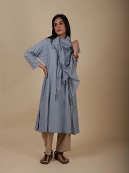 Rhua India - Kari White Kurta With Pant And Scarf